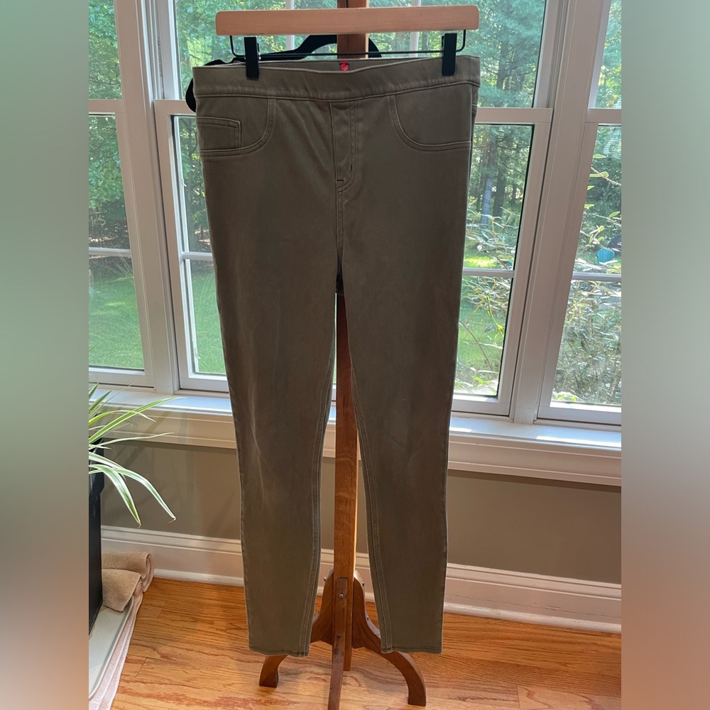 SPANX Army Green Large Jean-ish Pants.‎ Gently Worn Condition.